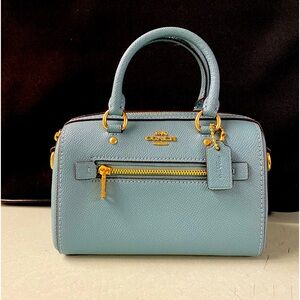 AUTHENTIC COACH MINI ROWAN LEATHER CROSSBODY IN NEAR MINT CONDITION!